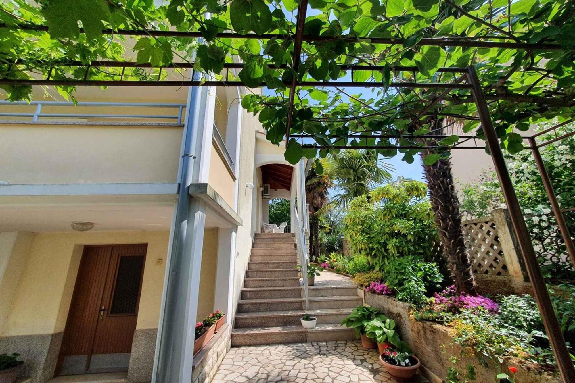 Apartment In Porec/istrien 40404
