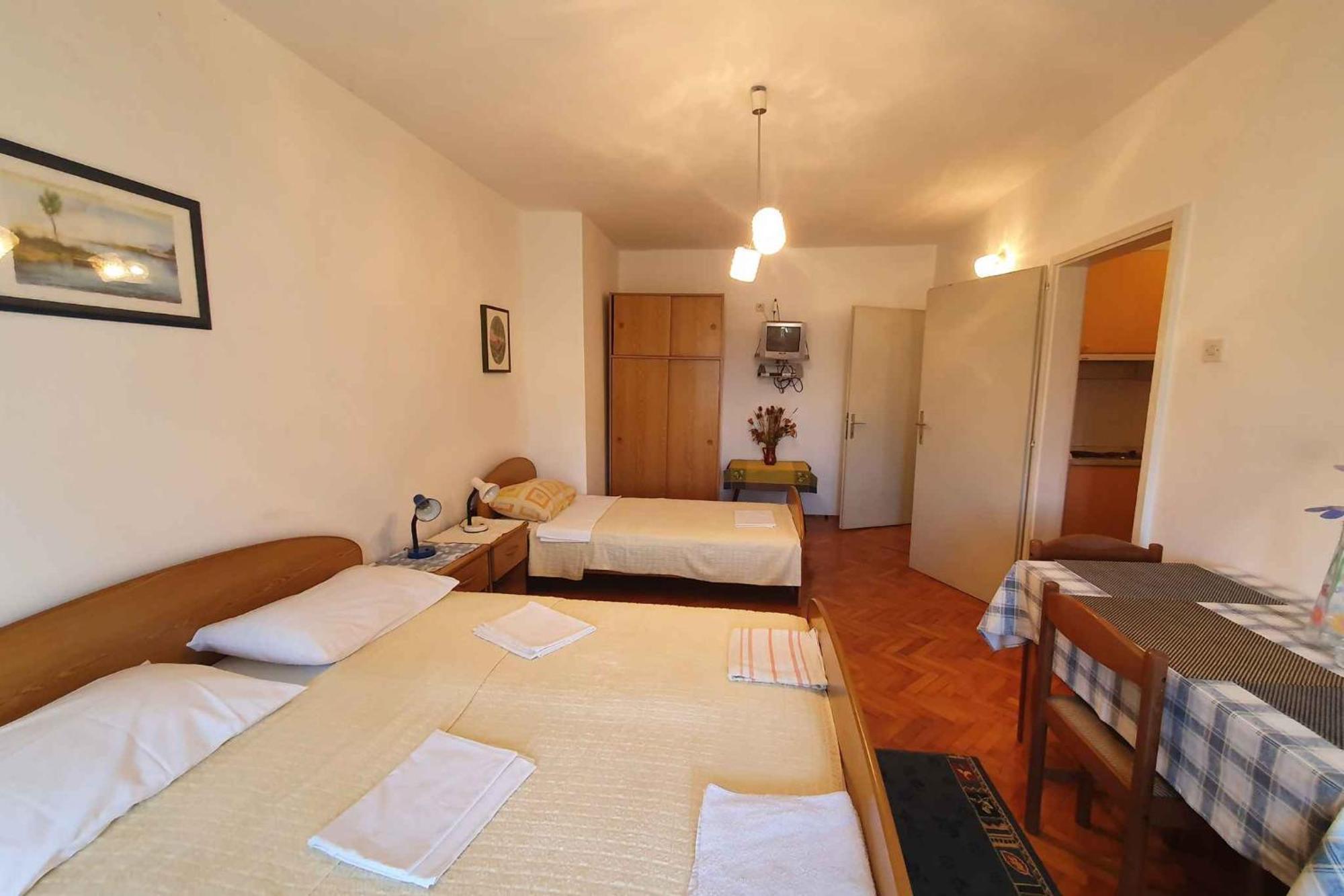 Apartment In Porec/istrien 40404
